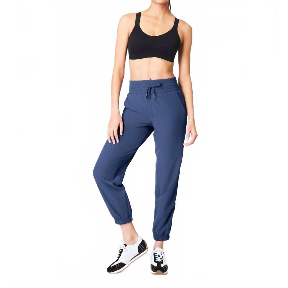 NEW SPANX on the move jogger pants in faded indigo